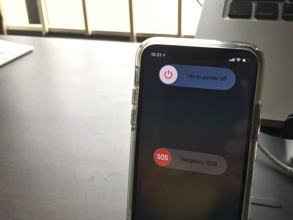 11 side button functions iPhone X