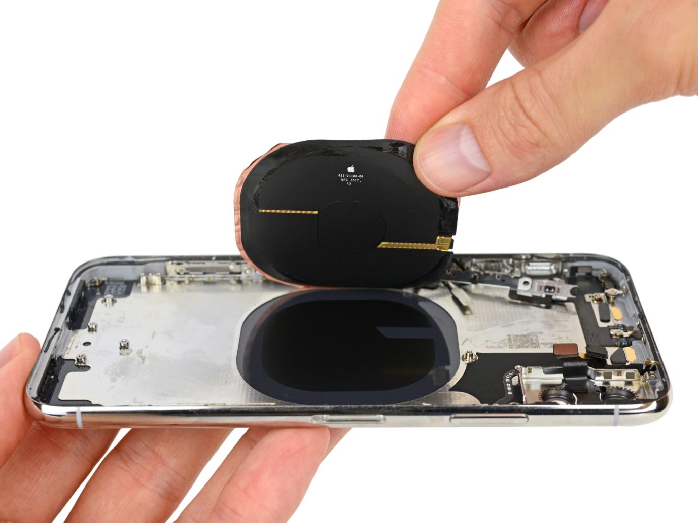Content Review iPhone X from iFixit